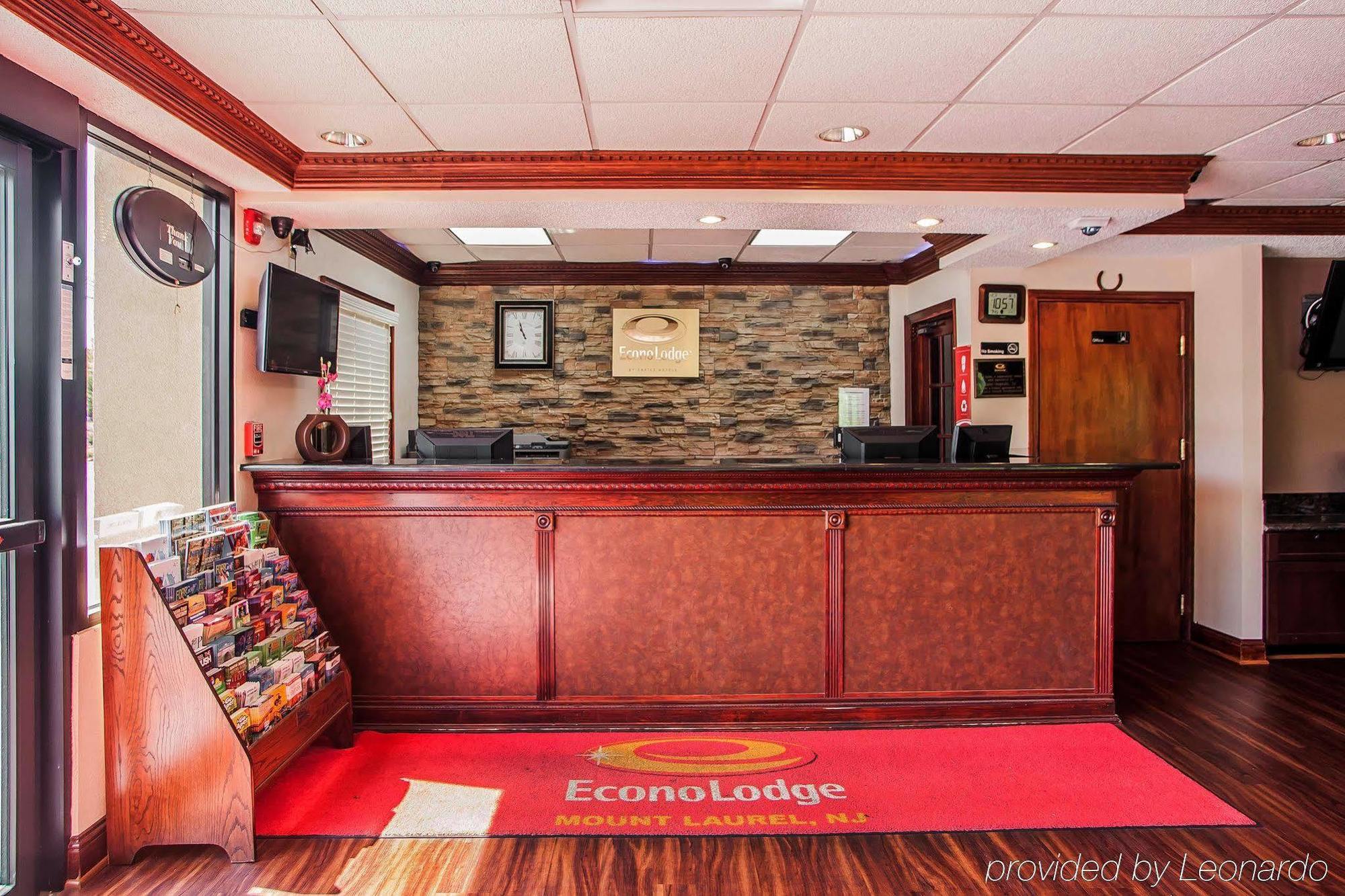 Econo Lodge Маунт-Лорел Экстерьер фото