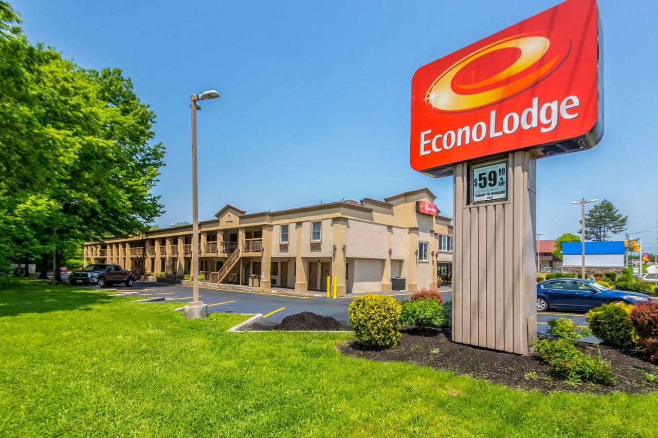 Econo Lodge Маунт-Лорел Экстерьер фото
