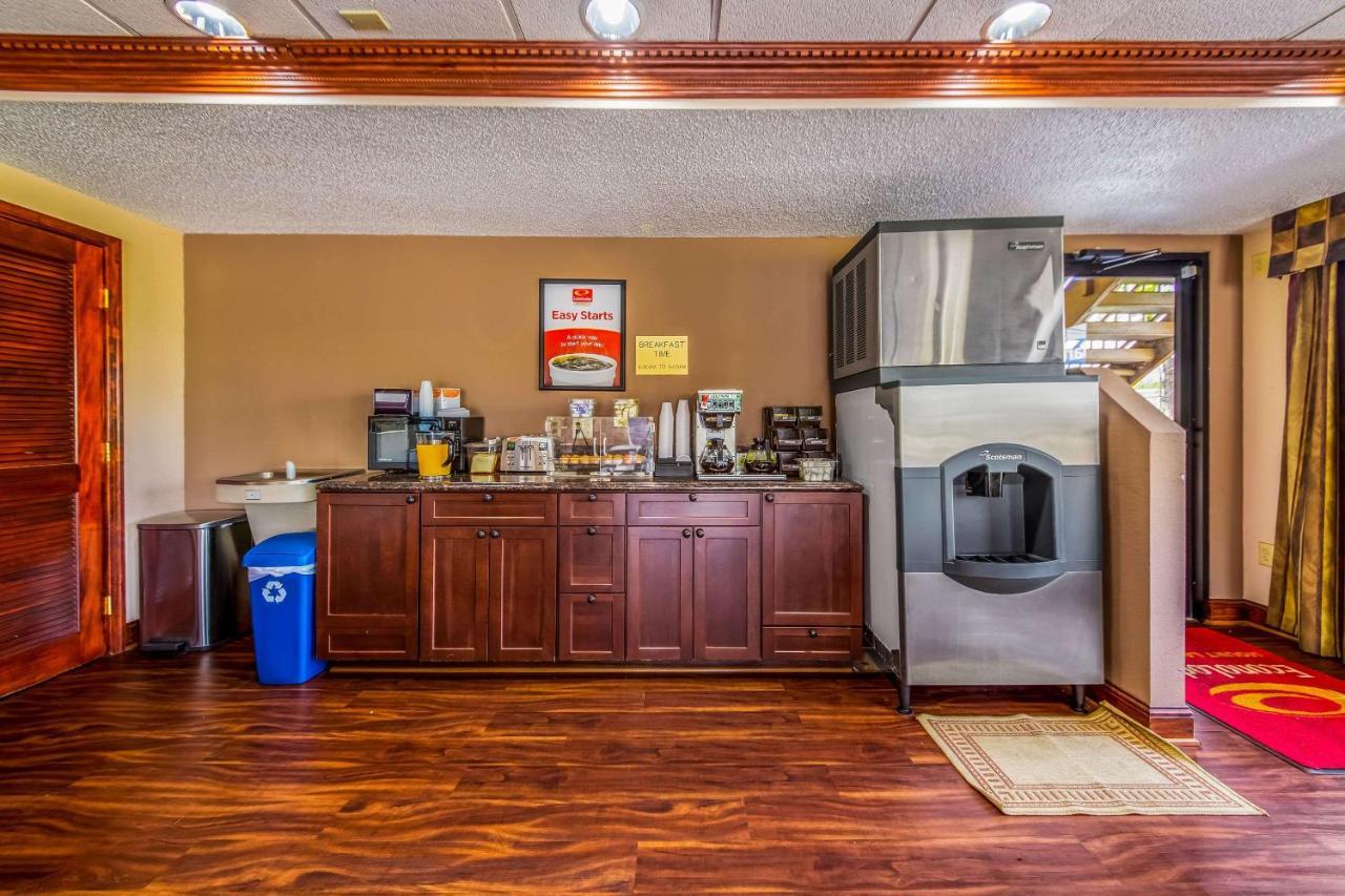 Econo Lodge Маунт-Лорел Экстерьер фото